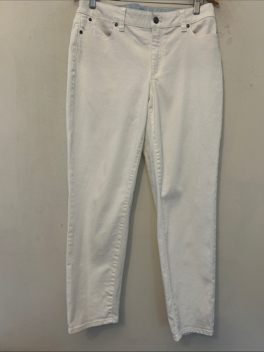 Talbots Classic White Boyfriend Women’s Jeans Size 12 EUC